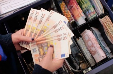Debat Stimulus ECB Memanas, Manufaktur Eropa Perpanjang Kontraksi